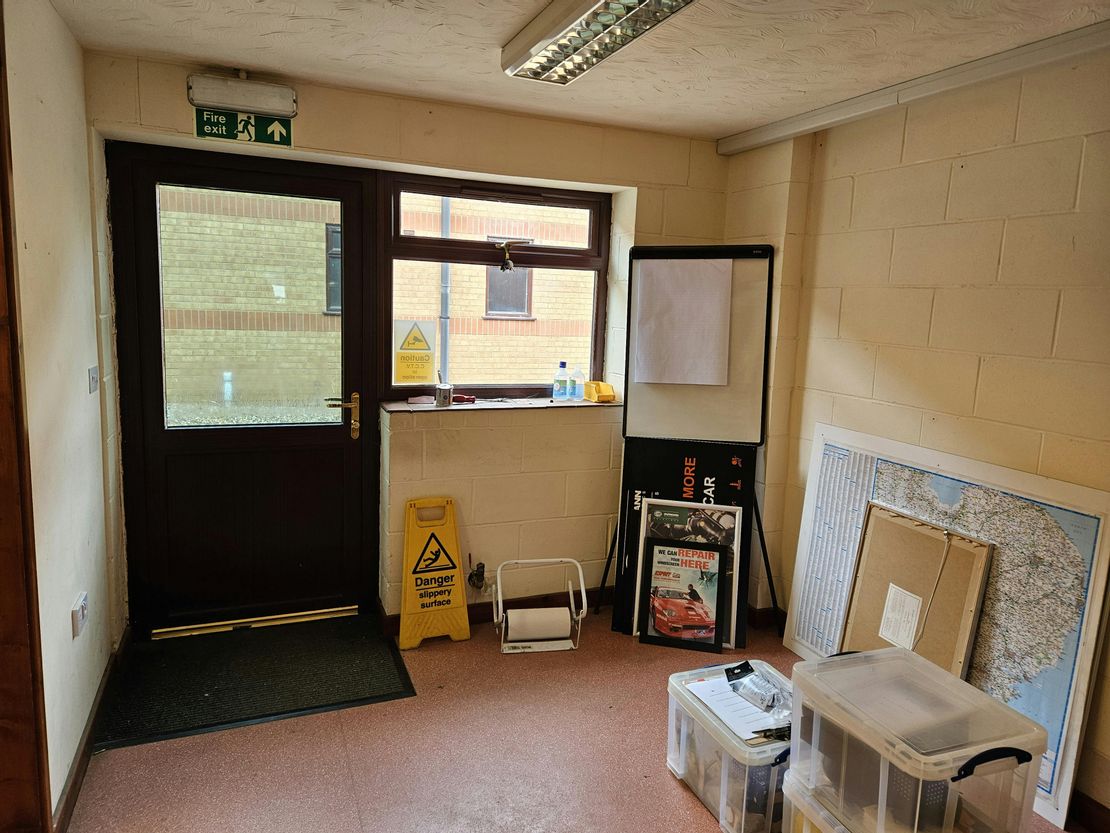 Unit E4, Abbey Farm Commercial Park, Horsham St Faith, Norwich, NR10 3JU