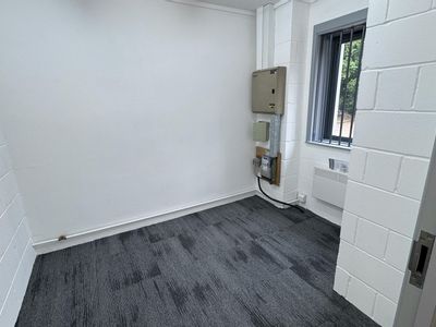 Property Image for 17 Hillside Road, Bury St. Edmunds, IP32 7EA