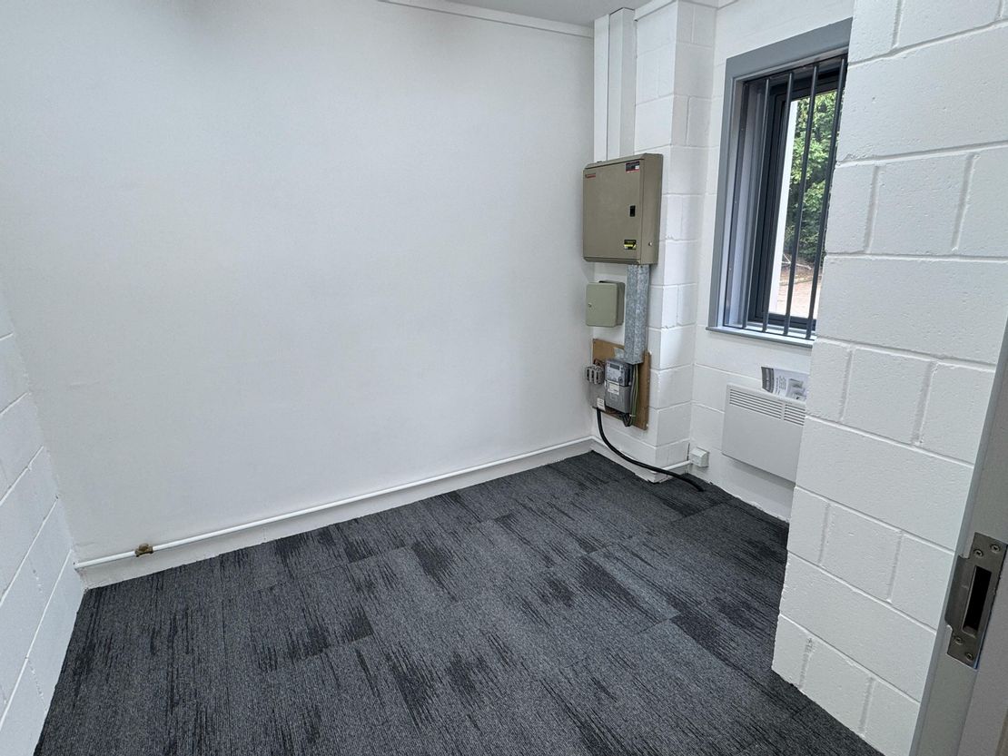 17 Hillside Road, Bury St. Edmunds, IP32 7EA
