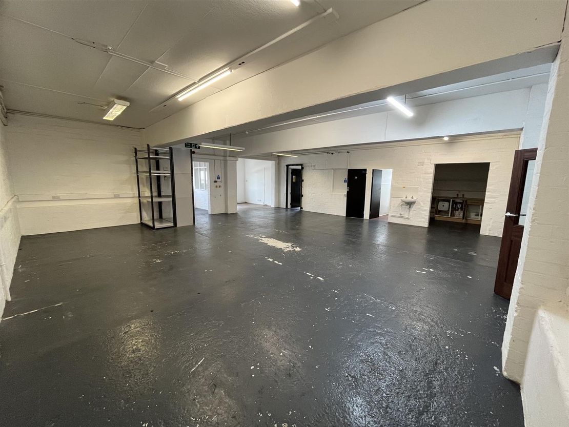 Unit 8B Oakham Enterprise Park,  Oakham LE15 7TU
