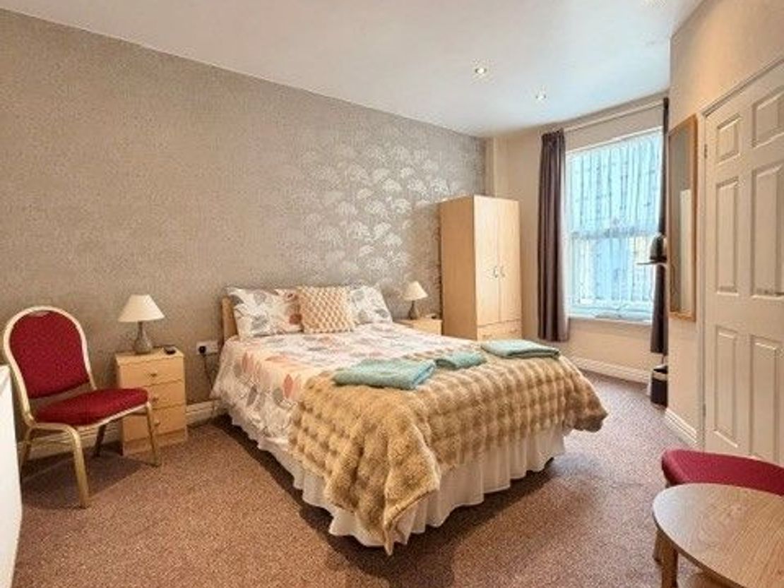 Crystal Road, Blackpool, FY1