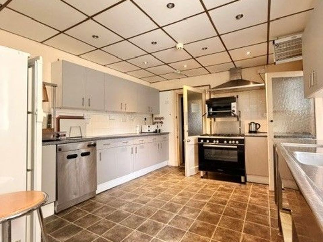 Crystal Road, Blackpool, FY1