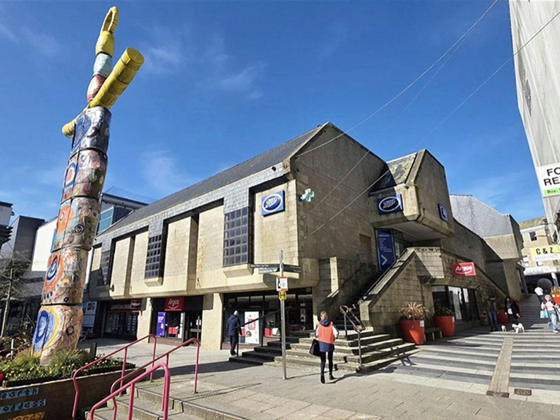 37-39 Fore Street, St. Dennis, St. Austell, PL26 8AF