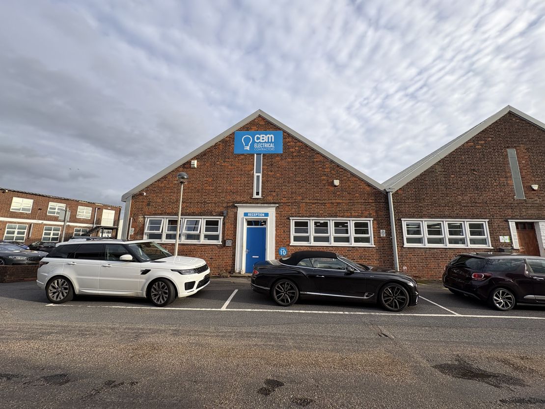 Unit 10, Tewin Court, Tewin Road, Welwyn Garden City, Hertfordshire, AL7 1AU