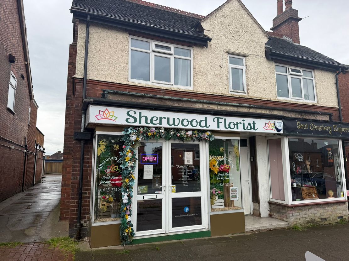 Ivanhoe, Forest Road, New Ollerton, Newark, Nottinghamshire, NG22 9PL