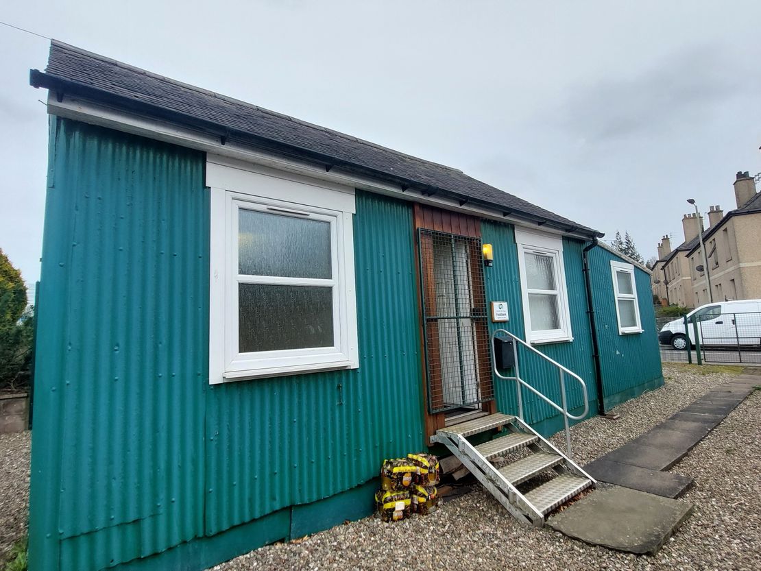 Renton Hut, Craig O`Loch Road, Forfar, DD8 1BZ