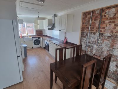 Property Image for 32 The Broadway, Bedford, Bedfordshire, MK40 2TH
