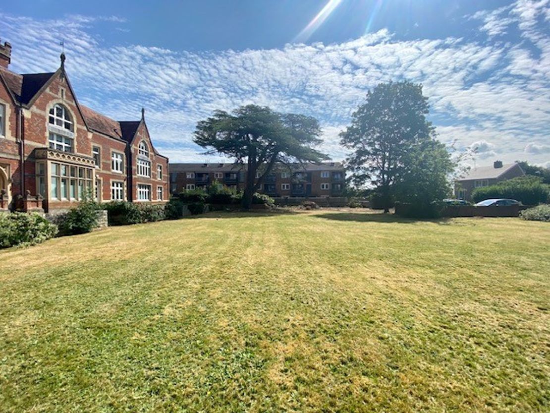 Suites 1 & 26, Thatcham House, Turners Drive, Thatcham, Berkshire, RG19 4QD