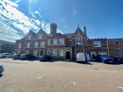 Property Image for Suites 1 & 26, Thatcham House, Turners Drive, Thatcham, Berkshire, RG19 4QD