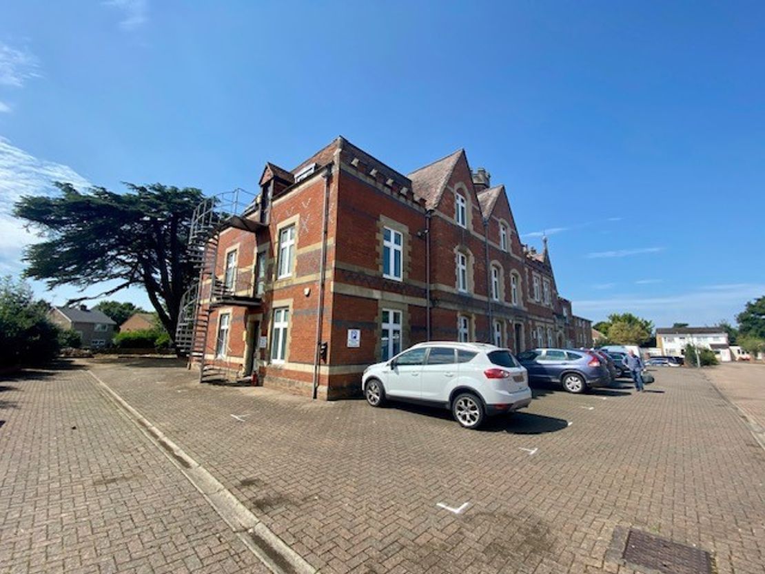 Suites 1 & 26, Thatcham House, Turners Drive, Thatcham, Berkshire, RG19 4QD