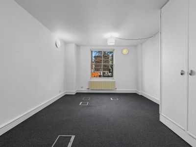 Property Image for 1 Coldbath Square, Clerkenwell, EC1R 5HL