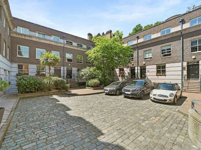 Property Image for 1 Coldbath Square, Clerkenwell, EC1R 5HL