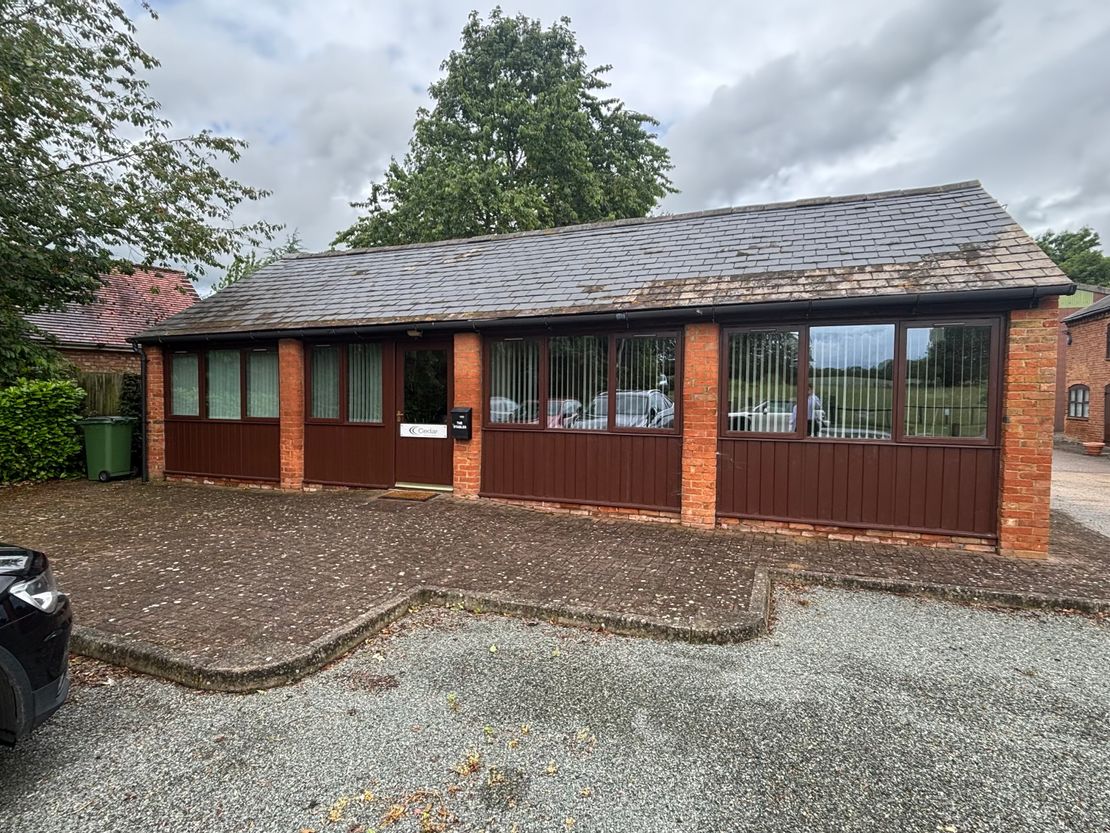 The Stables, Broadwell House Farm, Broadwell, Rugby, Warwickshire, CV23 8HF