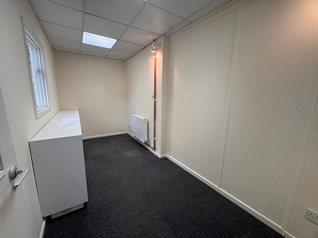 Units 3 And 11 Advantage Business Park, Spring Lane South, Malvern, Worcestershire, WR14 1AT