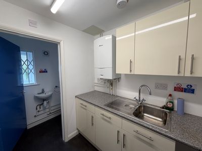 Property Image for The Blacksmiths Cottage, Stamford Street, Glenfield, Leicester, Leicestershire, LE3 8DL