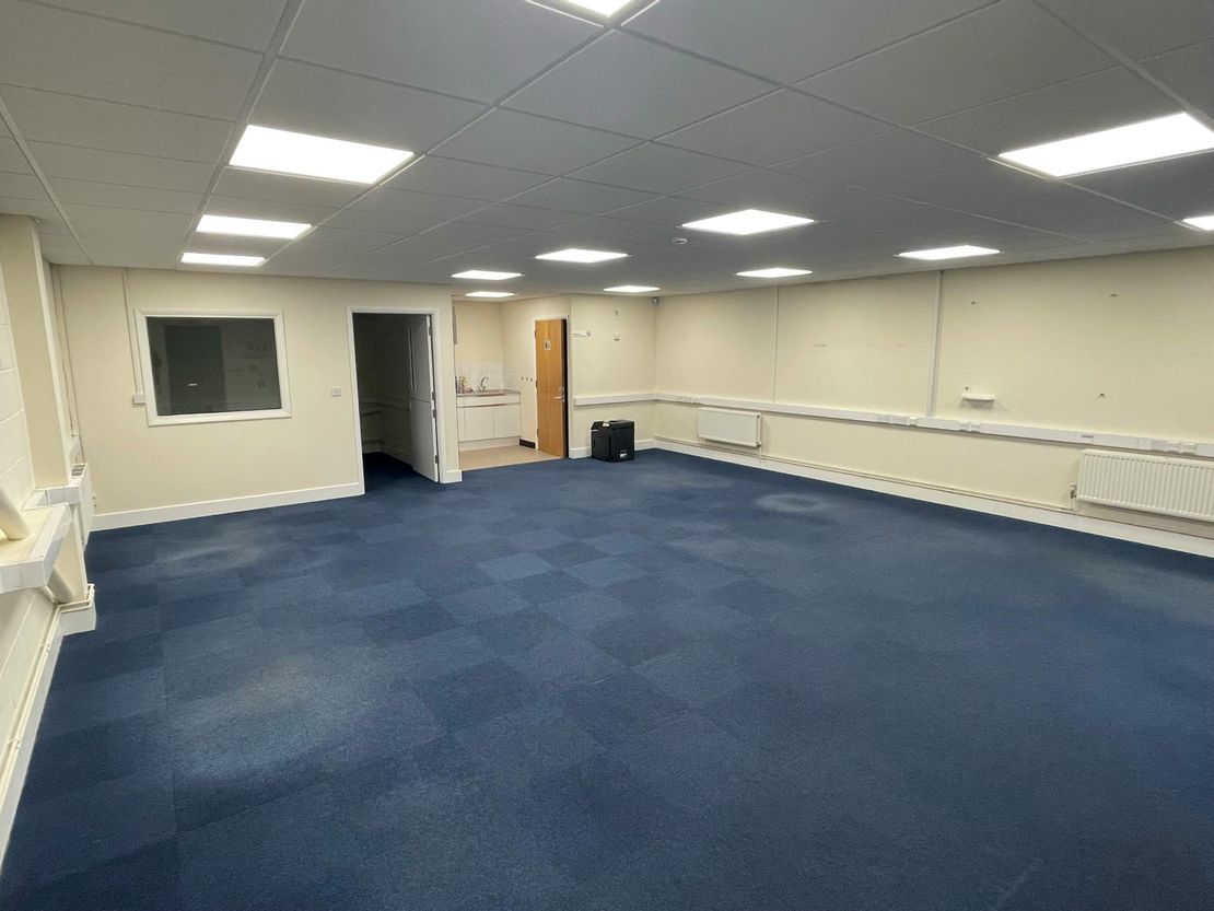 Unit 1, Longs Business Centre, Taverham, NR8 6QW