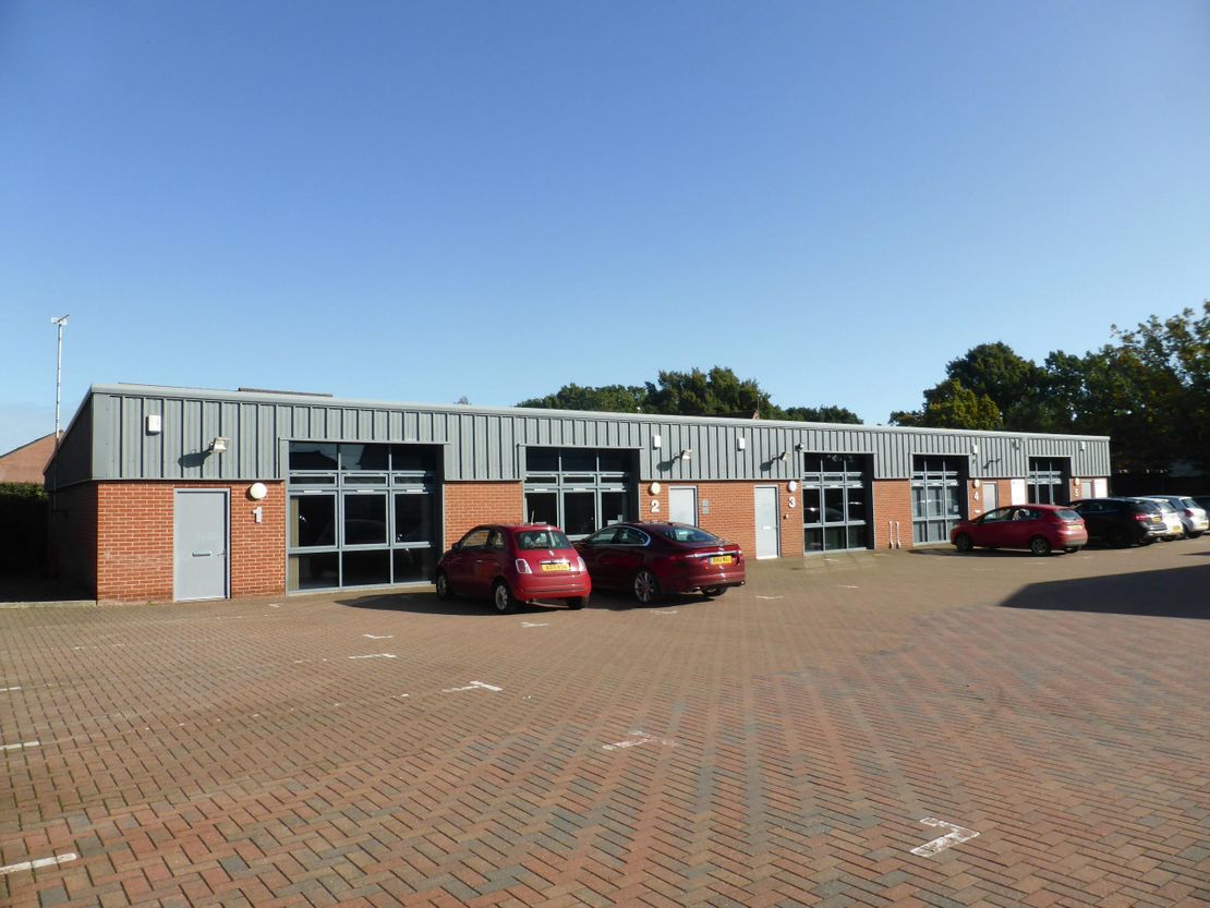 Unit 1, Longs Business Centre, Taverham, NR8 6QW