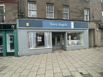Property Image for 51 High Street, Montrose, Angus, DD10 8LR