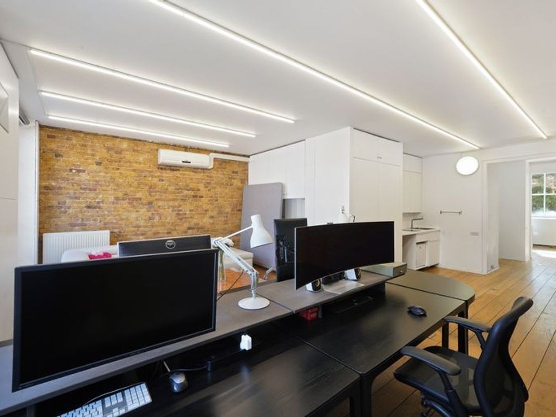 60 Southwark Bridge Rd, London SE1 1UN