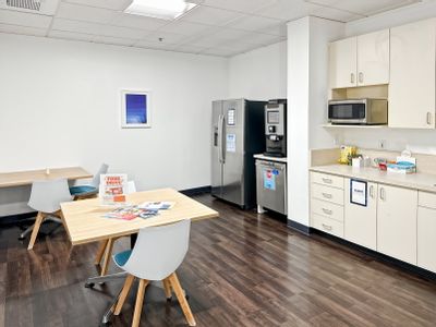 Property Image for Spiersbridge Avenue, Glasgow, Renfrewshire, United Kingdom, G46 8NG