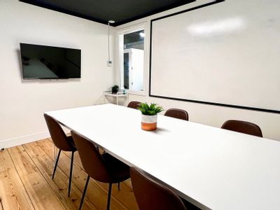 Property Image for Humber Avenue, Sherbourne House, Coventry, West Midlands, United Kingdom, CV1 2AQ