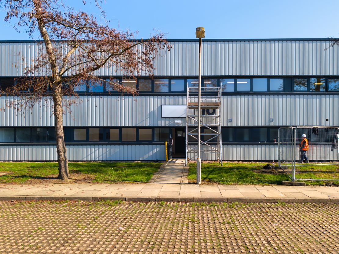 7 Dawson Road, Mount Farm, Milton Keynes, Buckinghamshire, MK1 1LH