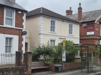 Property Image for 128 - 130 London Road, Southborough, Tunbridge Wells, Kent, TN4 0PL