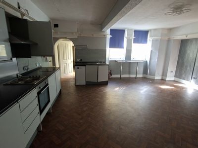 Property Image for 51 Regency Square, Brighton, East Sussex, BN1 2FF