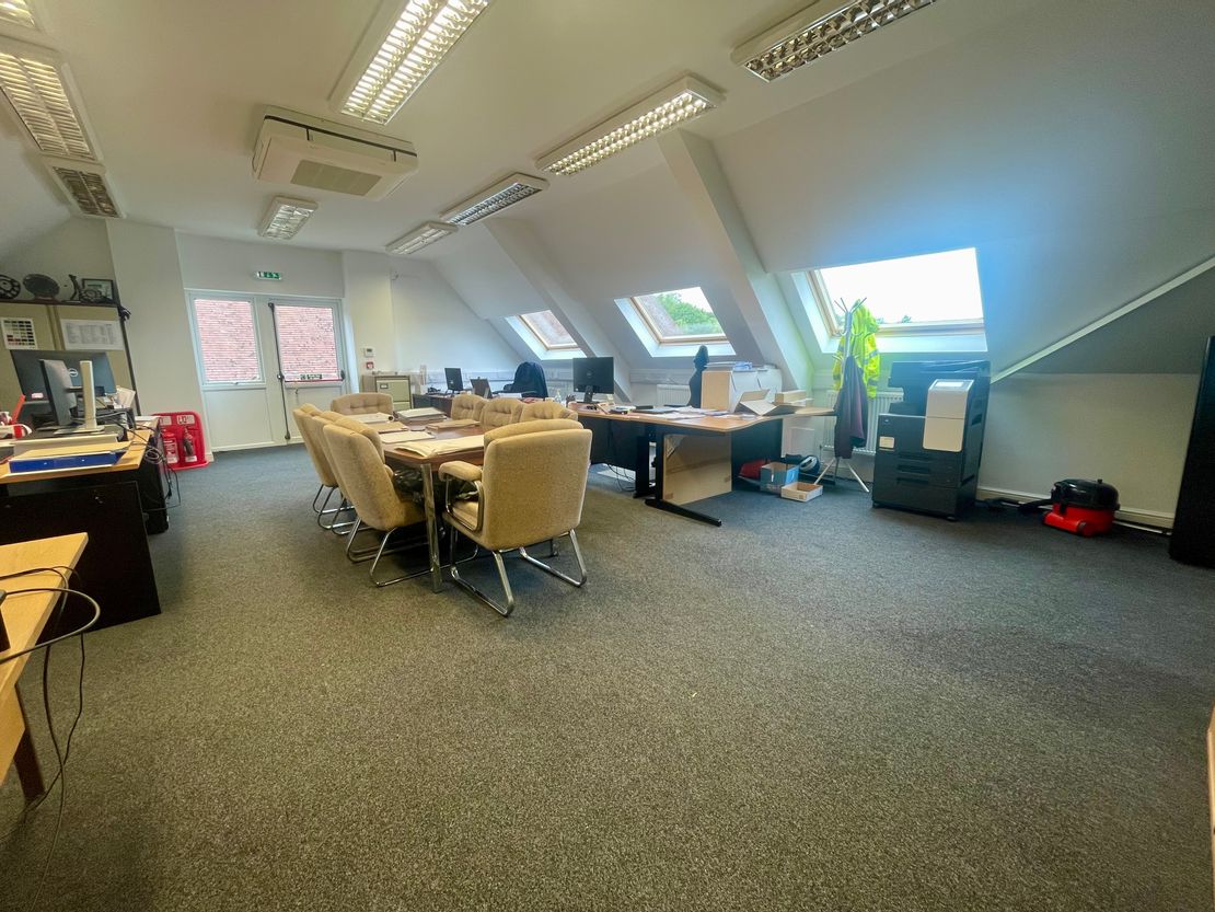 Unit 7 Manor Park, Church Road Gt Barton, Bury St. Edmunds, IP31 2QR