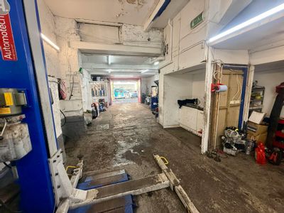 Property Image for 90 Goldstone Villas, Hove, BN3 3RU