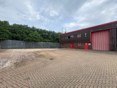 Property Image for Unit 17 Petersfield Business Park, Bedford Road, Petersfield, Hampshire, GU32 3QA