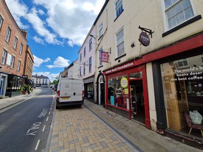 Property Image for 16 St. John Street, Ashbourne, Derbyshire, DE6 1GH