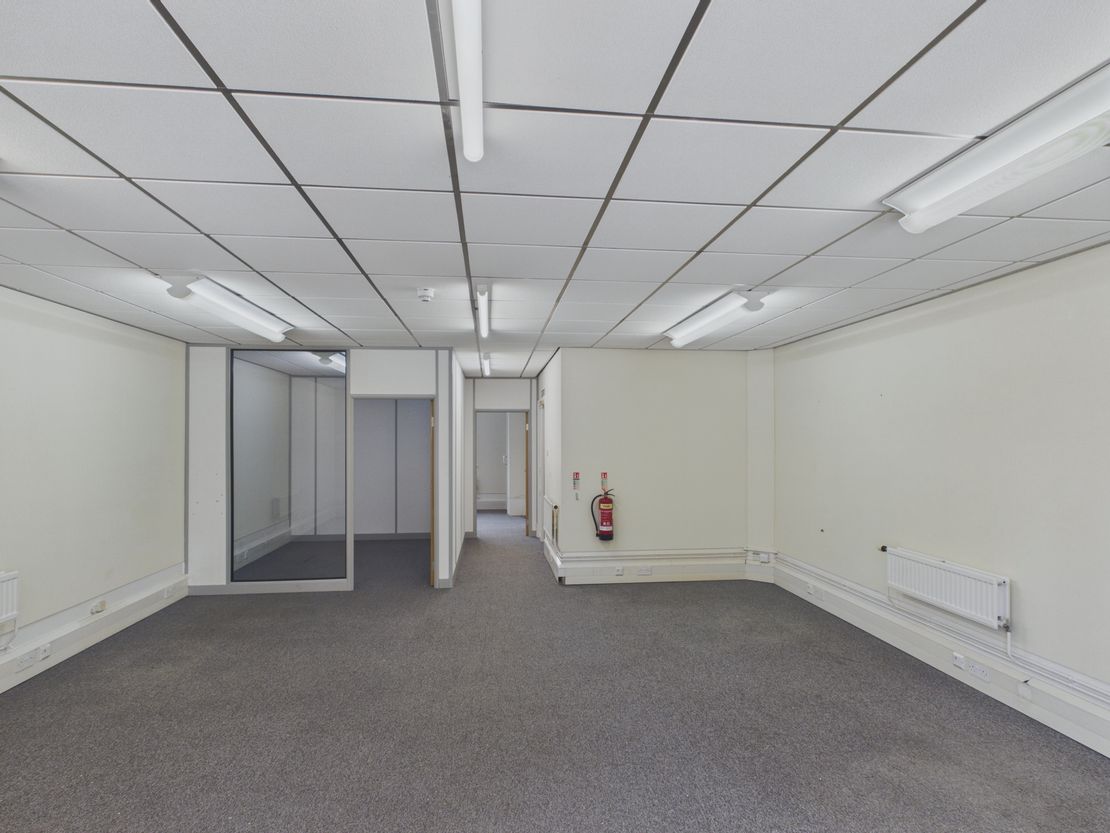5 St John's Court, Vicar's Lane, Chester, Cheshire, CH1 1QE