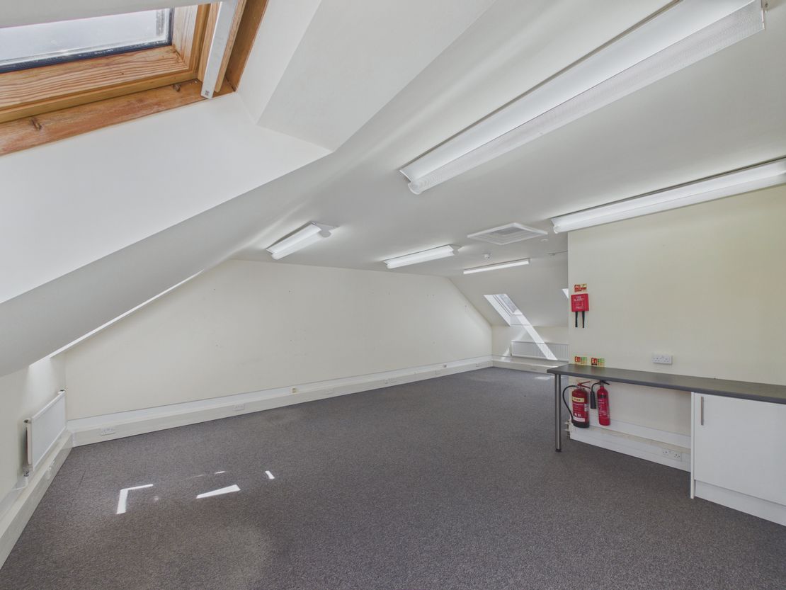 5 St John's Court, Vicar's Lane, Chester, Cheshire, CH1 1QE