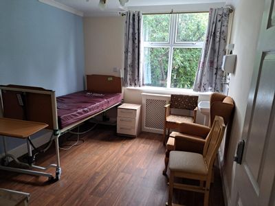 Property Image for Lillibet House, 65 De Parys Avenue, Bedford, Bedfordshire, MK40 2TR