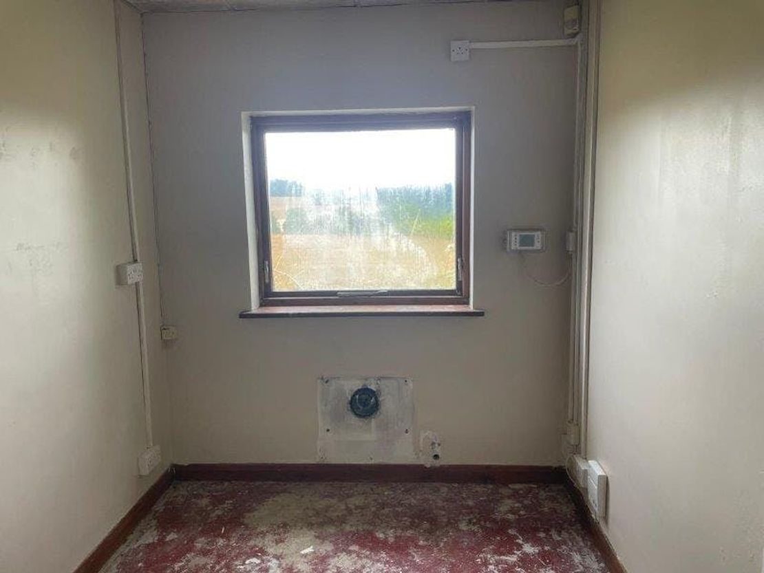 Unit 6, Hammonds Farm, Smith's Lane, Goudhurst, TN17 1EU