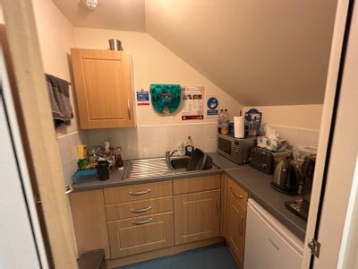 Property Image for Unit 17, Victoria Way, Pride Park, Derby, Derbyshire, DE24 8AN