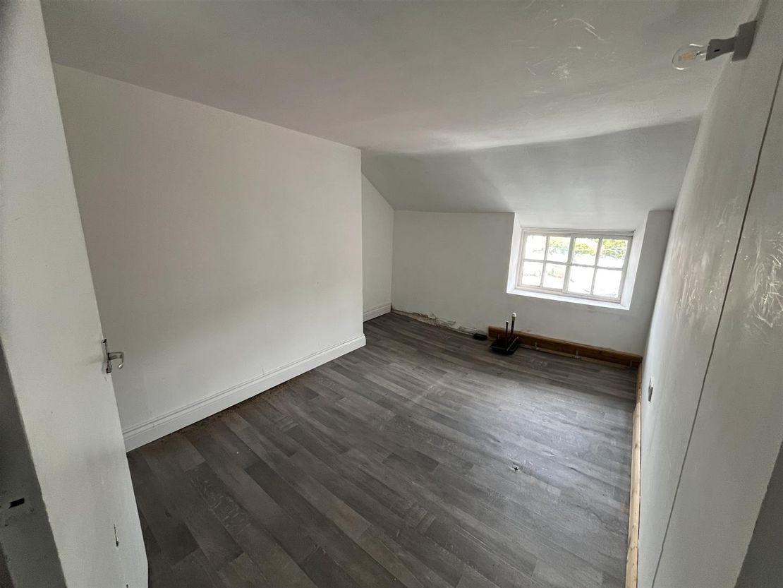 Commercial Investment, Oakham Town Centre LE15 6BH