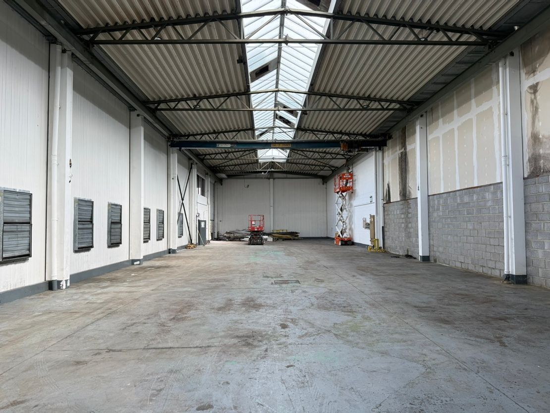 Unit 5 Dana Trading Estate, Transfesa Road, Paddock Wood, Tonbridge, Kent, TN12 6UT