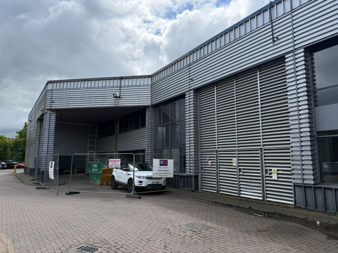 Unit 5 Dana Trading Estate, Transfesa Road, Paddock Wood, Tonbridge, Kent, TN12 6UT