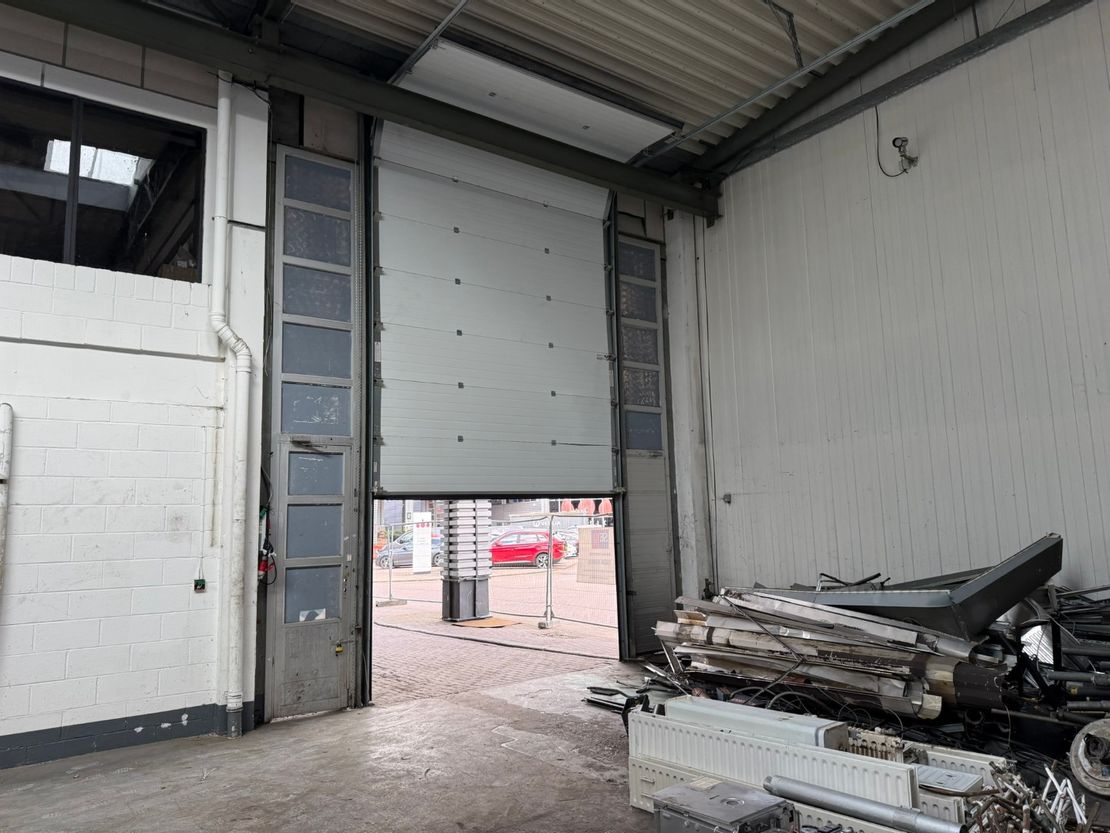 Unit 5 Dana Trading Estate, Transfesa Road, Paddock Wood, Tonbridge, Kent, TN12 6UT