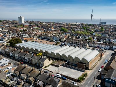 Property Image for Sunway House, Raglan Road, Lowestoft, NR32 2LW