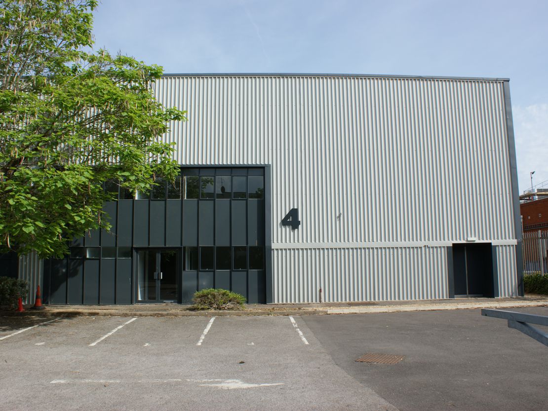 Units 2 4 7 & 8 Pin Green Industrial Estate, Cartwright Road, Stevenage, SG1 4QJ
