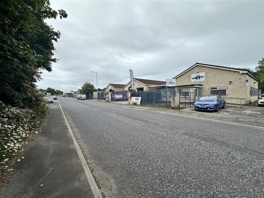Village Farm Road, Pyle