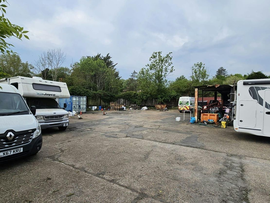 Coal Yard, 25 The Street, Charlwood, RH6 0BY