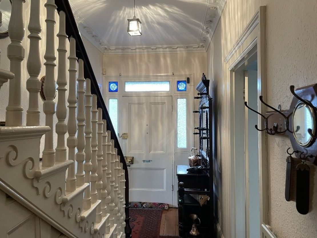 Dean Farm House (Lot A), Evesham Road, Bishops Cleeve, Cheltenham, Gloucestershire, GL52 8SA