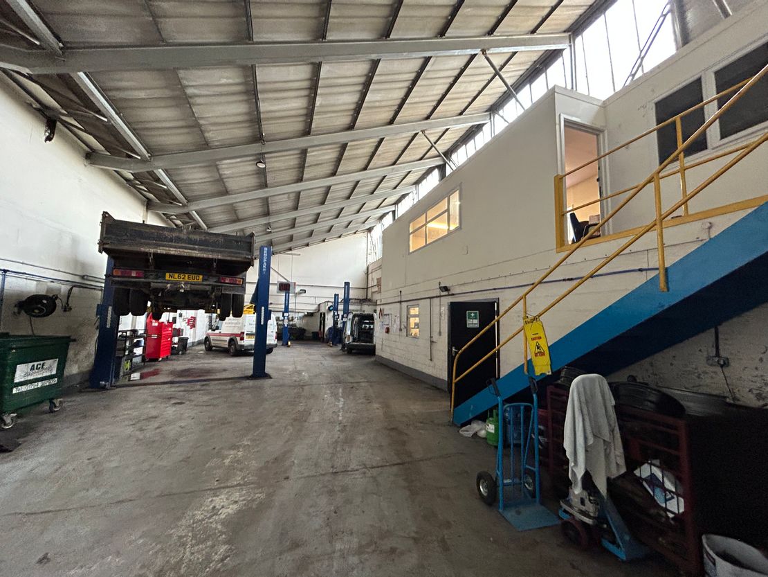 Unit 4a The Frobisher Centre, Budds Lane, Romsey, Hampshire, SO51 0HA