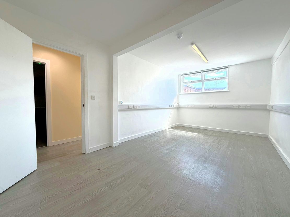 Unit 12B, The Old Brickworks Industrial Estate, Church Road, Romford, RM3 0JA