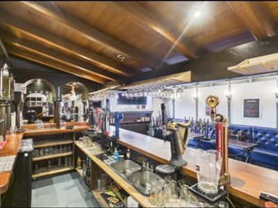 Property Image for Tannahills, 100 Neilston Road, Paisley, Renfrewshire, PA2 6EN