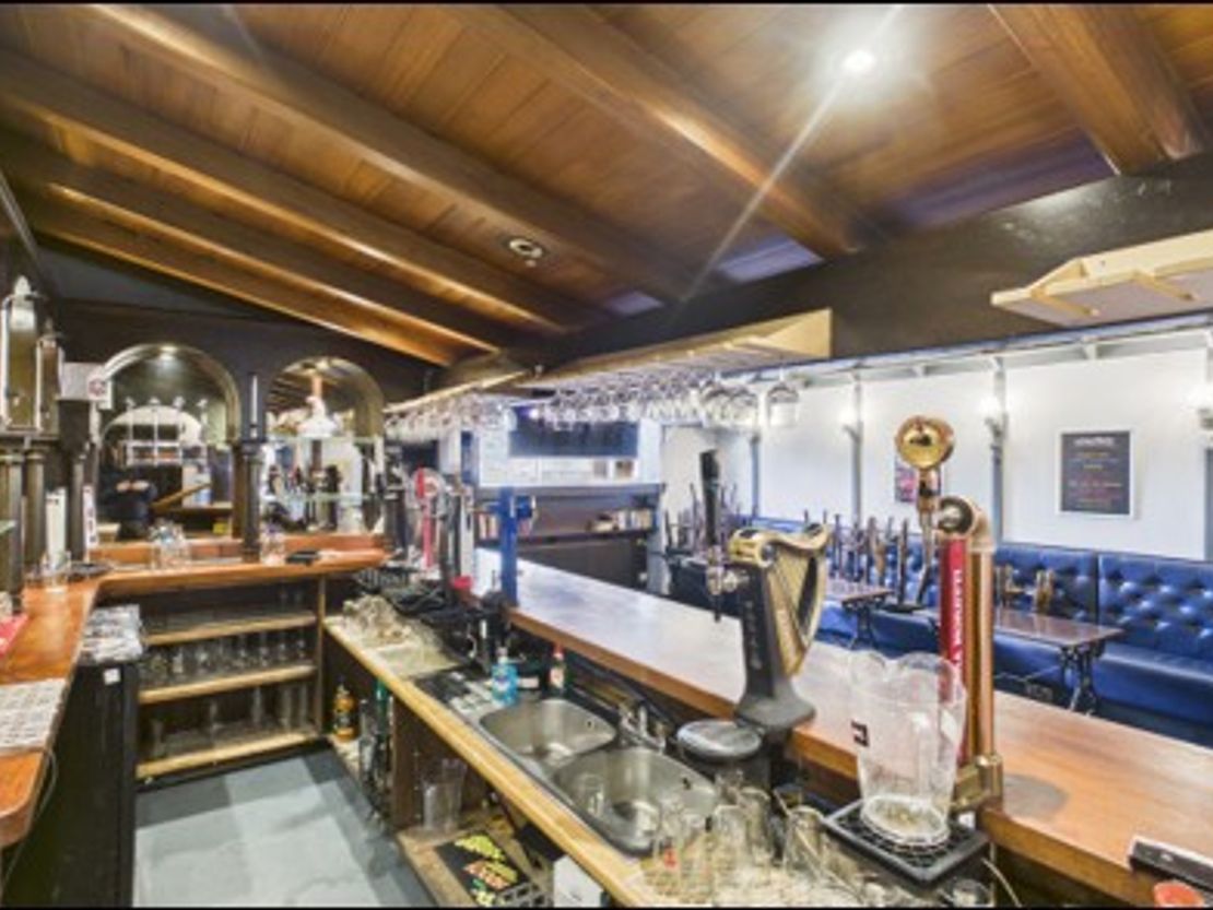 Tannahills, 100 Neilston Road, Paisley, Renfrewshire, PA2 6EN